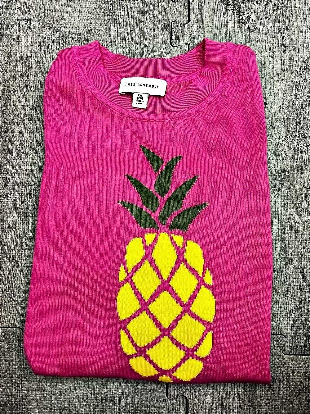 Free Assembly Women’s Pink Knit Sleeveless Crew Neck Pineapple Sweater Vest 2XL